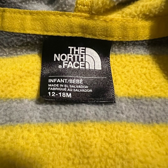 The Northface- baby boy hooded fleece. Size 12-18 months - Picture 5 of 6